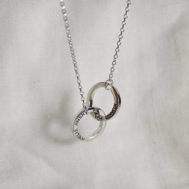 Double circle name necklace