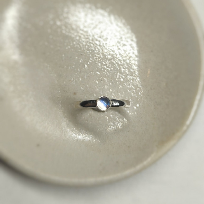 Moonstone Ring (K1/2)