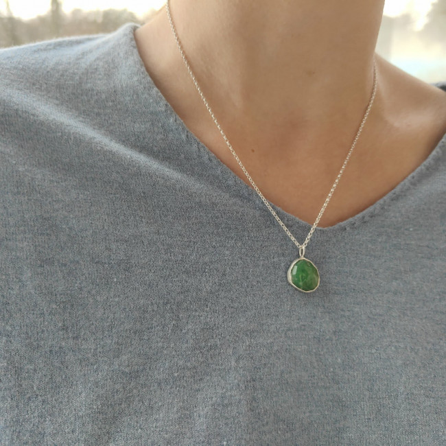 Chrysoprase Pendant