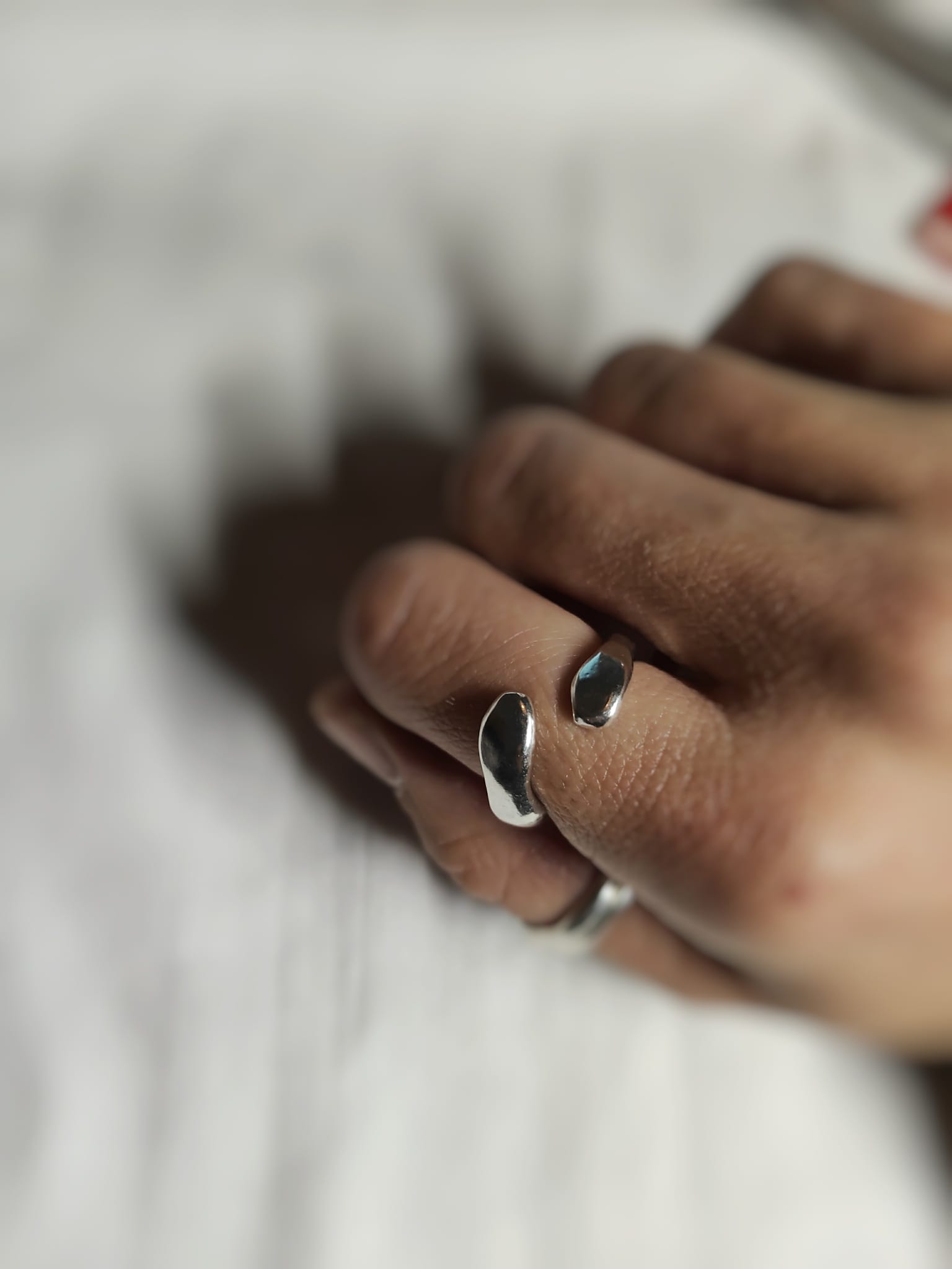 Chunky Cross-over Ring - Image 4